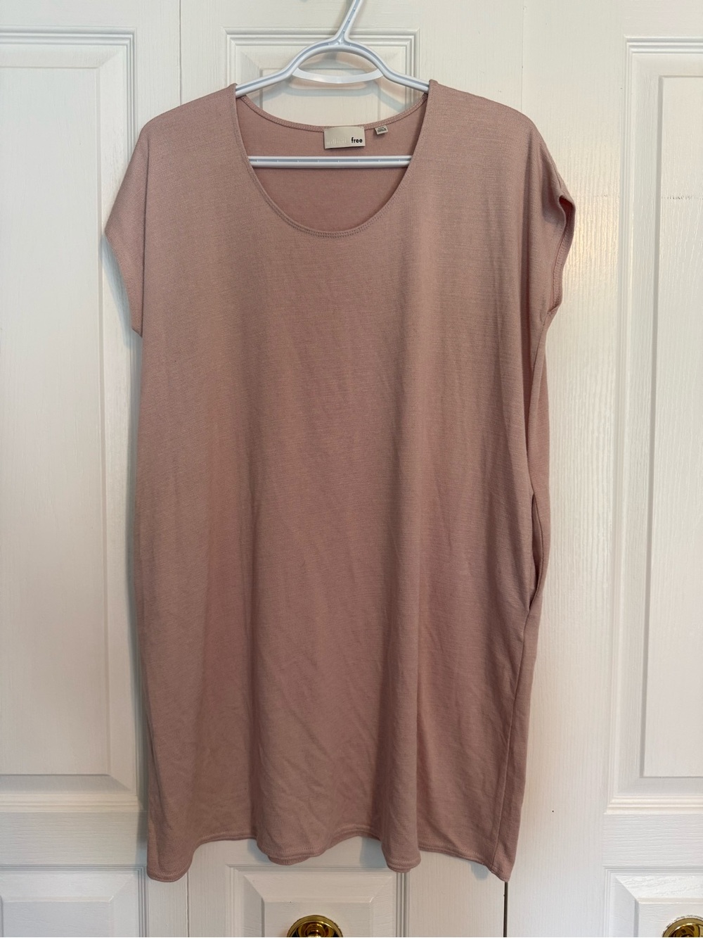 Aritzia Wilfred Free Lorelei T-Shirt Dress Mauve Pink Pocket Slouchy dress